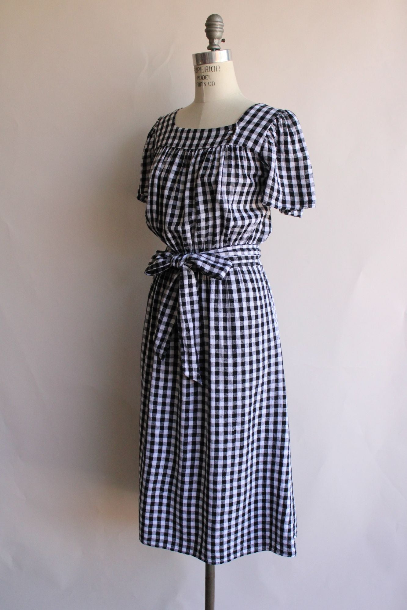Who What Wear Womens Dress, Size Medium, Black and White Gingham, Belt and Pockets