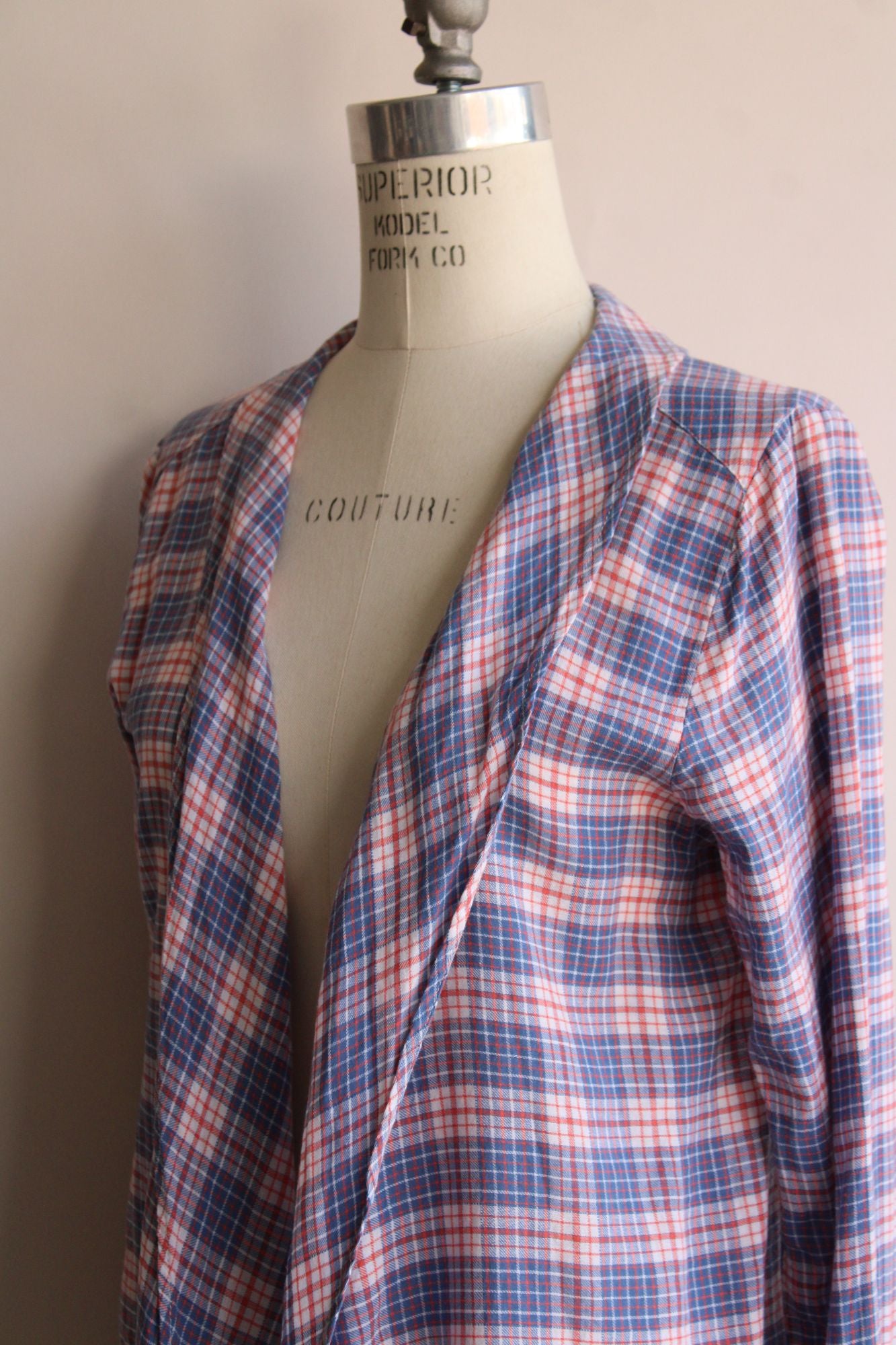 Divided Plaid Shirt, size 10, blue red and white tartan, open front, long sleeve