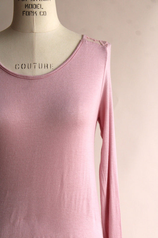 Splash blouse, pink, size Medium, Lace back, high lo