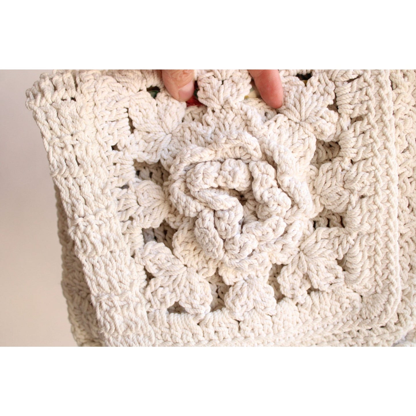 Vintage 1960s 1970s White Crochet Bag