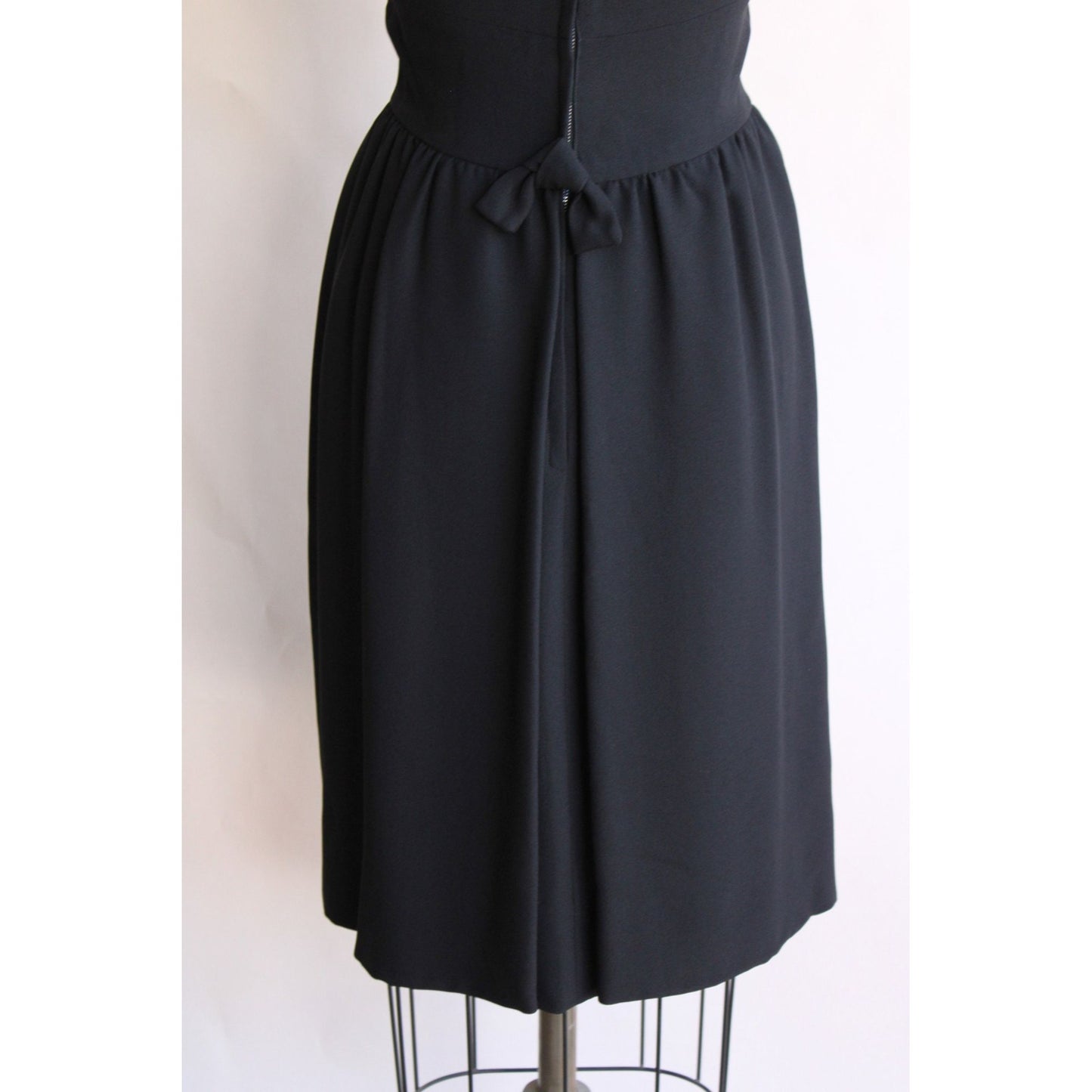 Vintage 1960s Dress With Bows by Jeunesse