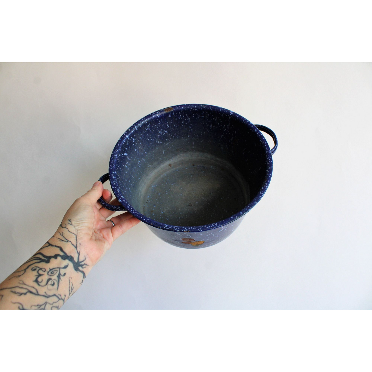 Vintage 1940s Rustic Graniteware Enamelware Cooking Pot